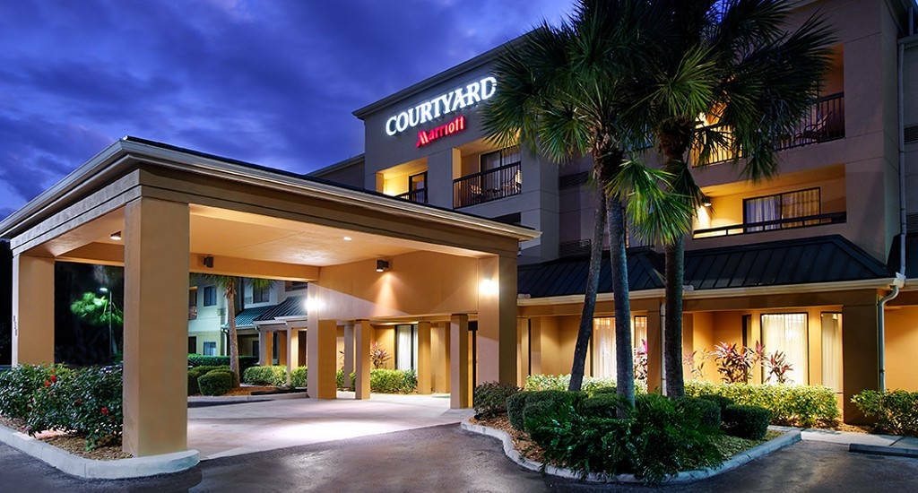 Courtyard Sarasota Bradenton Airport Hotel Екстериор снимка